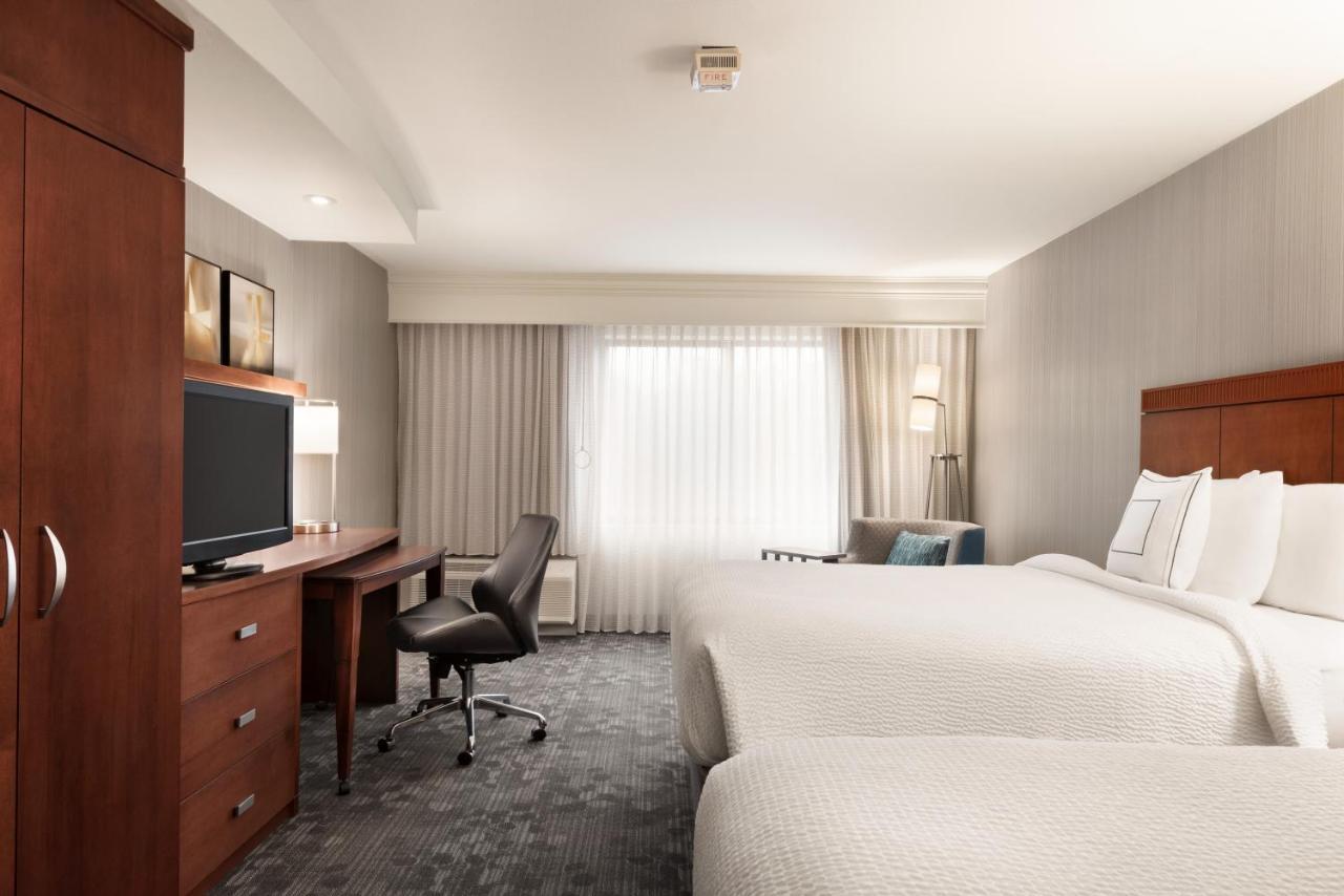 Hotel Courtyard By Marriott Potomac Mills Woodbridge Zewnętrze zdjęcie