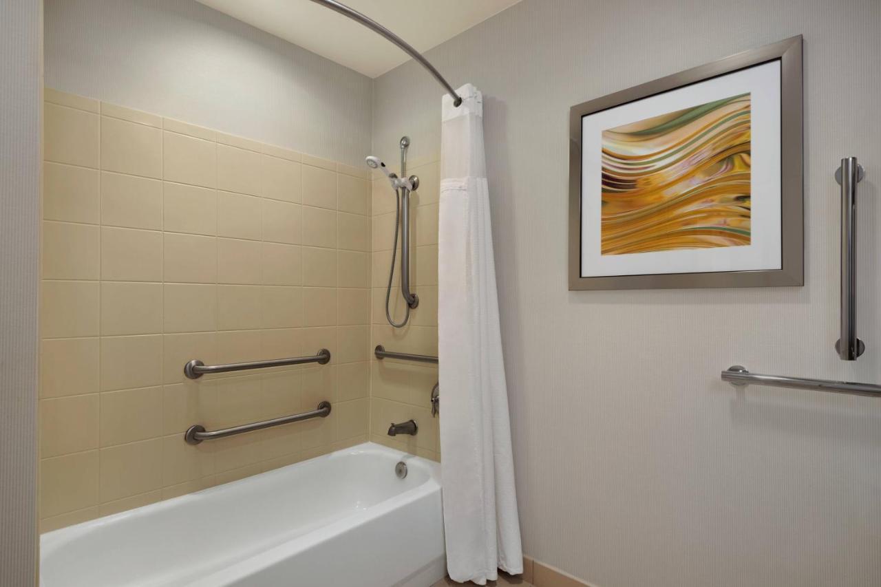 Hotel Courtyard By Marriott Potomac Mills Woodbridge Zewnętrze zdjęcie