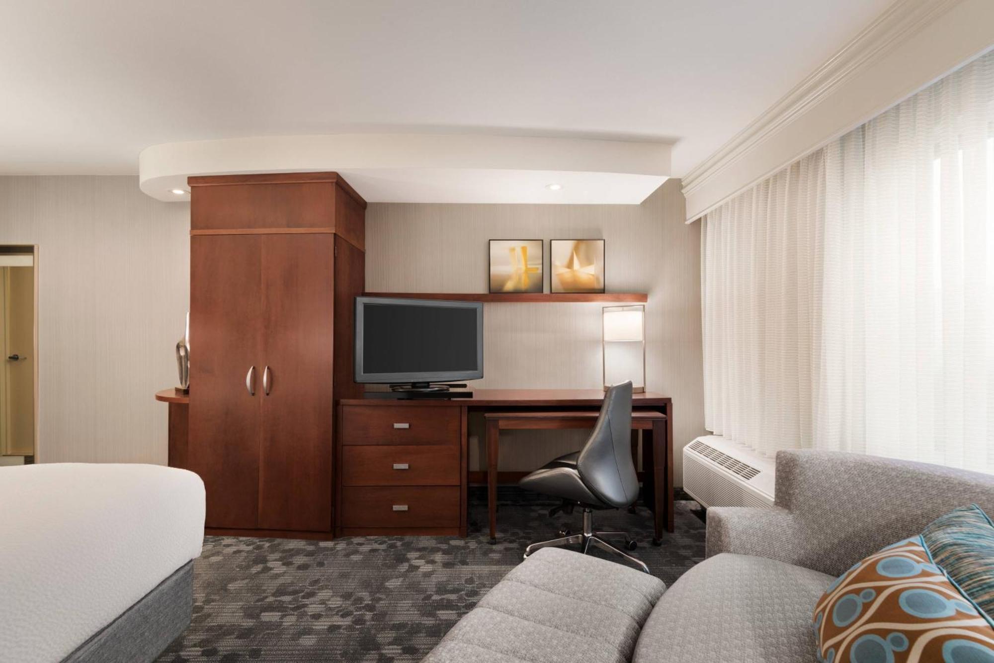 Hotel Courtyard By Marriott Potomac Mills Woodbridge Zewnętrze zdjęcie