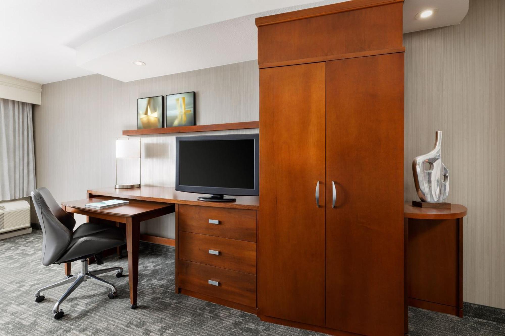Hotel Courtyard By Marriott Potomac Mills Woodbridge Zewnętrze zdjęcie